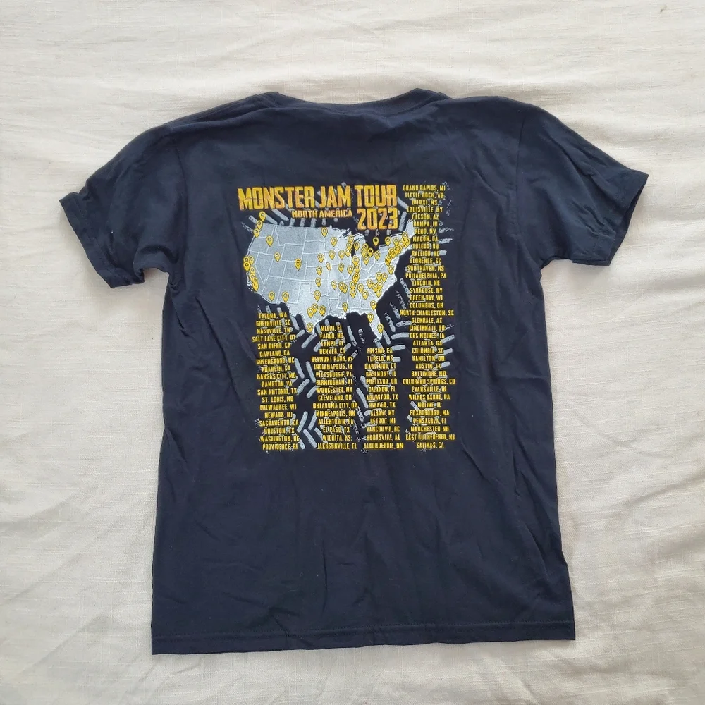 Monster Jam Tour 2023 Kids T-Shirt - Black Small Kids 7/8 - Picture 2 of 7